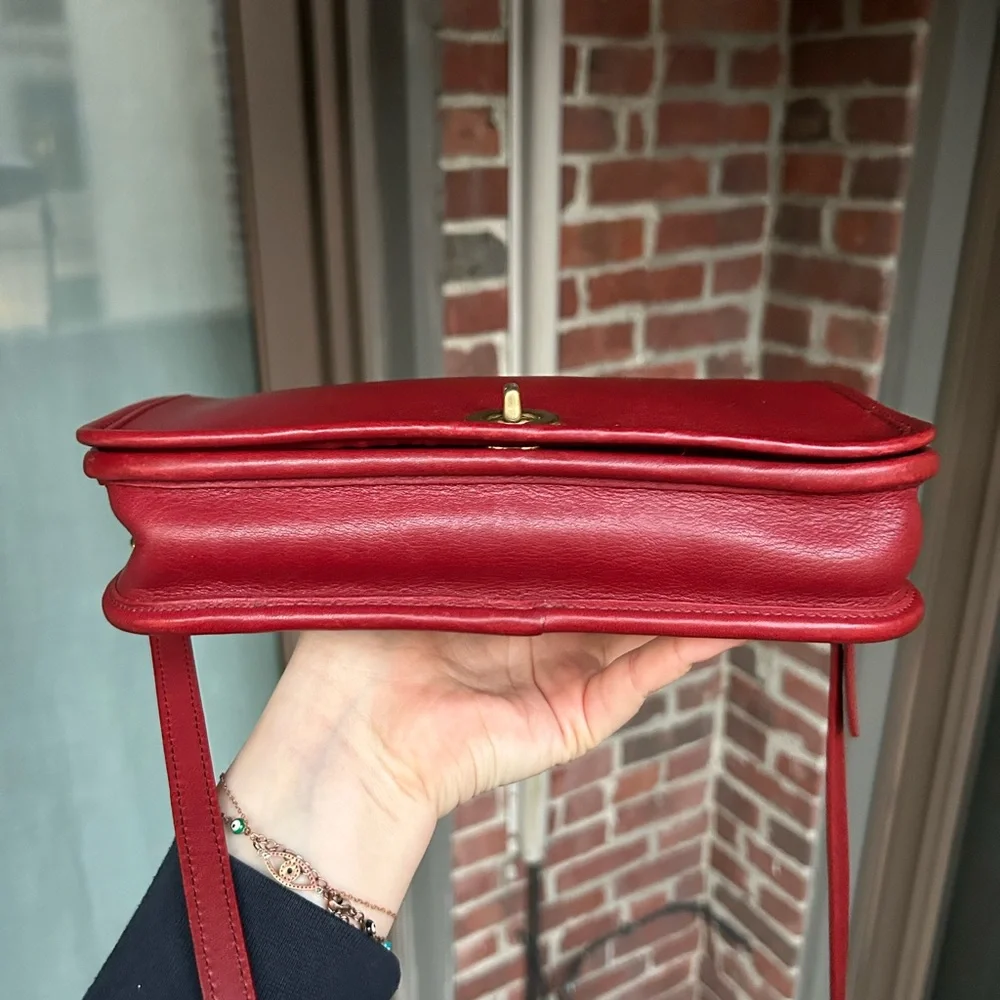 Vintage coach pocket purse style 9755 crossbody red leather retro y2k turnlock - Picture 5 of 12